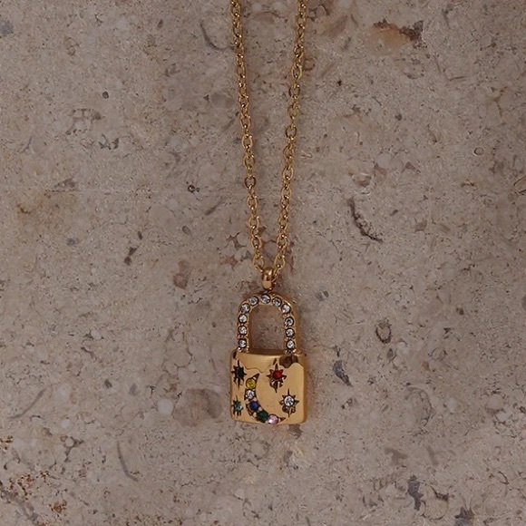 ◾️18K Gold Plated Cubic Zirconia Paved Small Lock Pendant Necklace - Picture 7 of 10